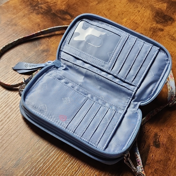 VERA BRADLEY | Cotton RFID All In One Crossbody Bag Provence Paisley - Picture 5 of 7